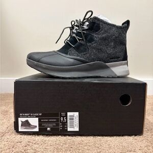 Sorel Women's Out N About III Classic Boots, Waterproof, Size 9.5 Black/Gray